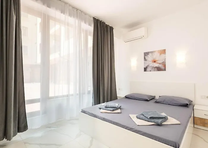 Апартаменты Zhelyazkova Sunny 2br