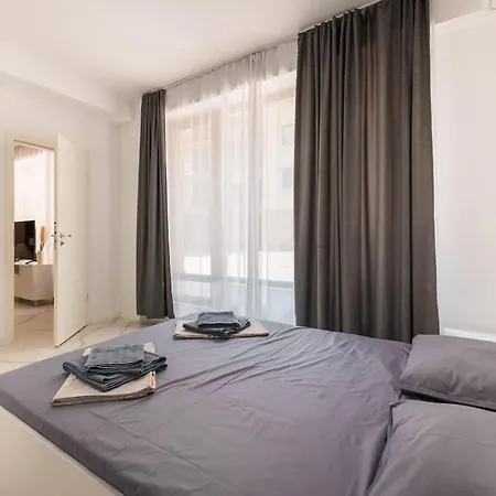 Апартаменты Zhelyazkova Sunny 2br Варна