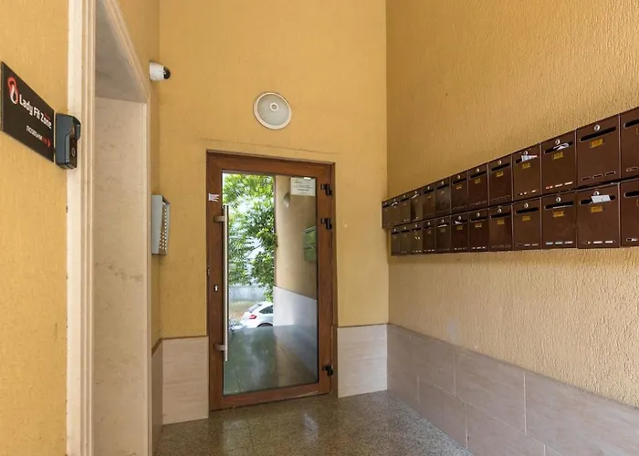 Daire Zhelyazkova Sunny 2br *